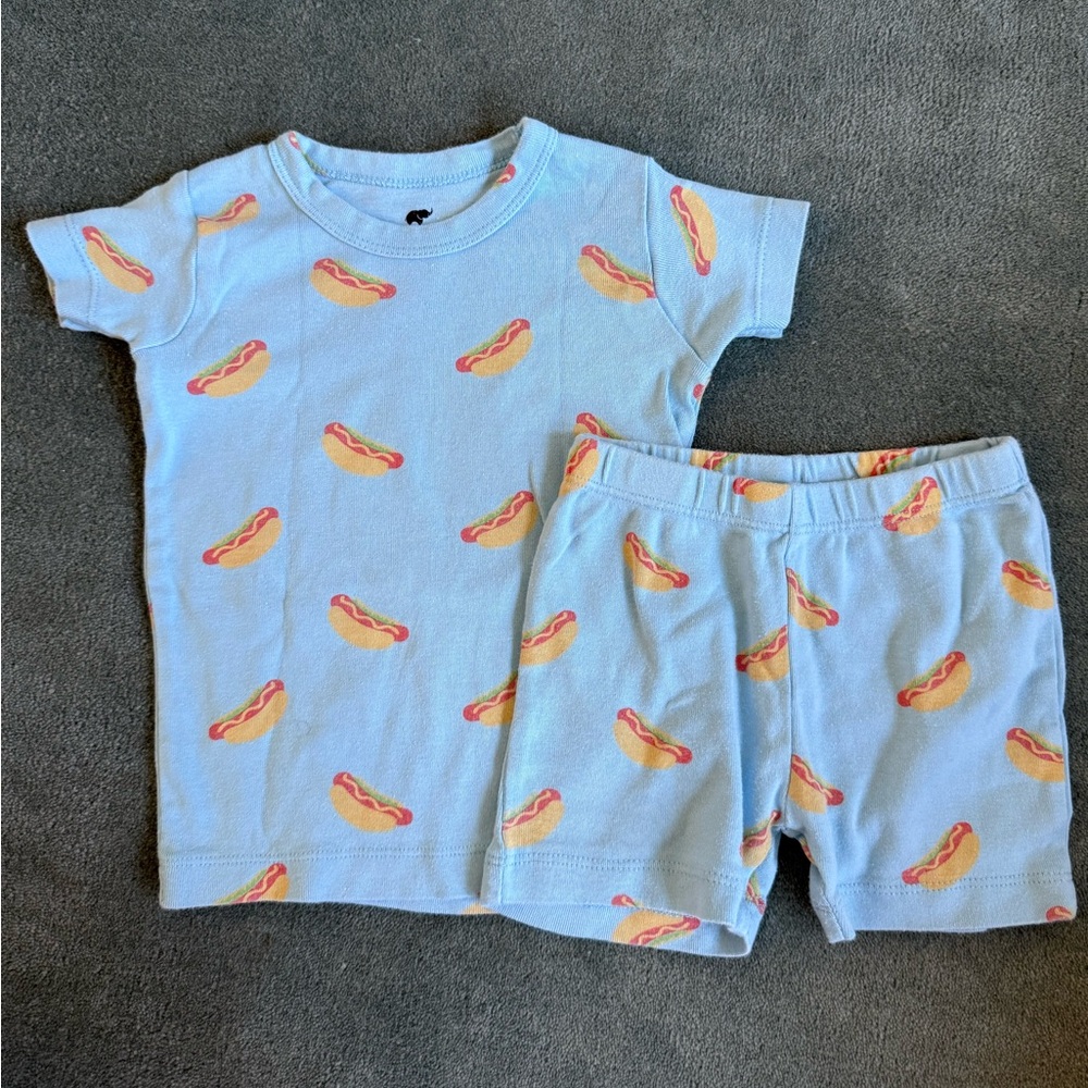 Monica and Andy Hot Dog short sleeve pajamas